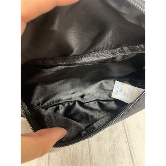 Womens Fenty Beauty Belt Bag Black NWOT - Picture 3 of 4